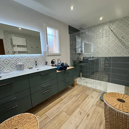 Homestay Le Repaire Des Bolides - 24h Du Mans - 6p - Wi-fi *